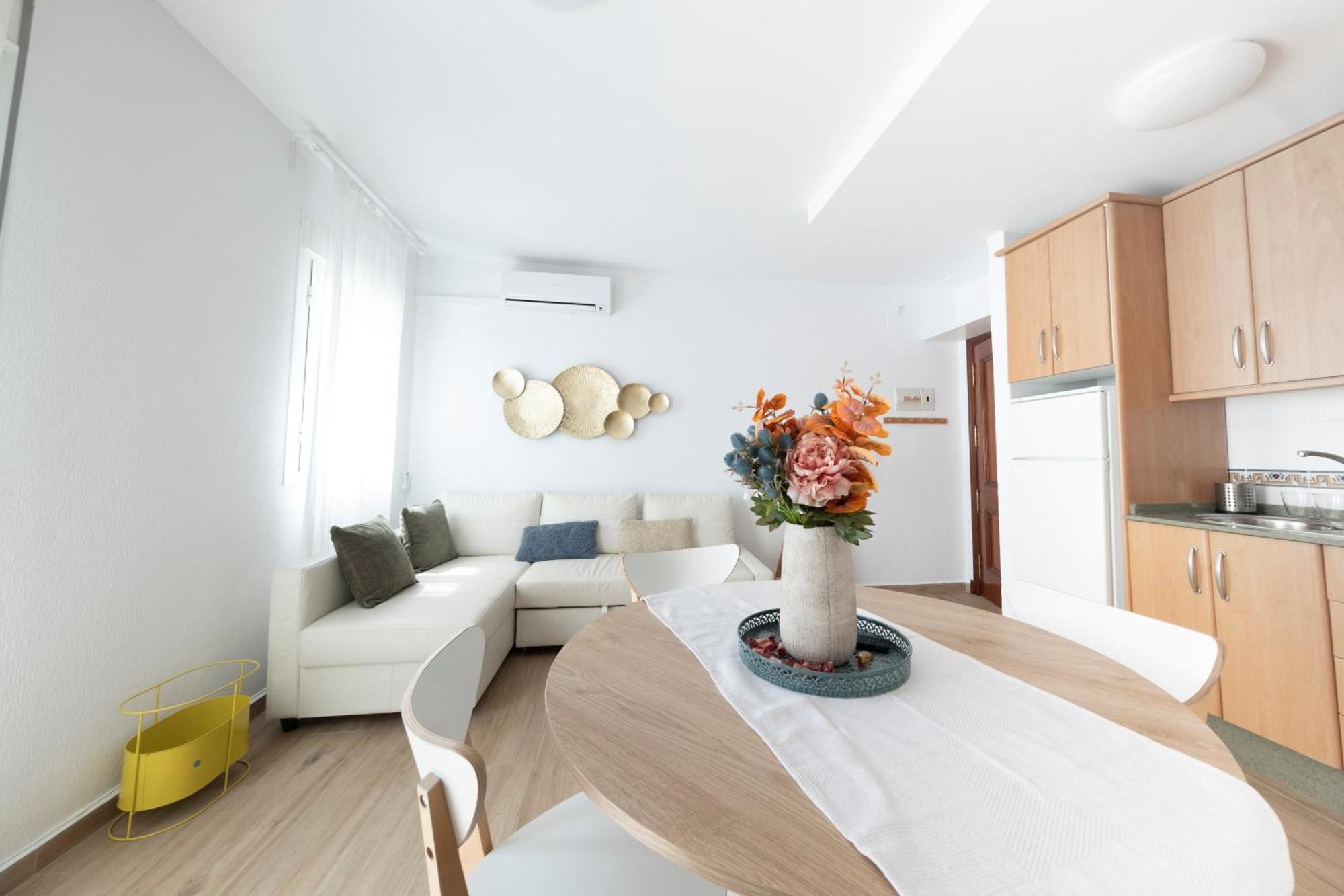 Apartment Erytheia, Tranquilo, A 150 Metros De La Playa Y Pleno Casco Historico *